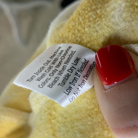 Star Wars XS Baby Yoda Against Orange Sun Graphic Sand Long Sleeve Sweatshirt - Picture 8 of 8